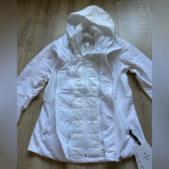 Lululemon Another Mile Jacket - Picture 9 of 16